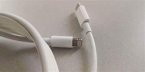 how-to-connect-iphone-to-usb