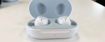 how-to-connect-buds-live-to-laptop
