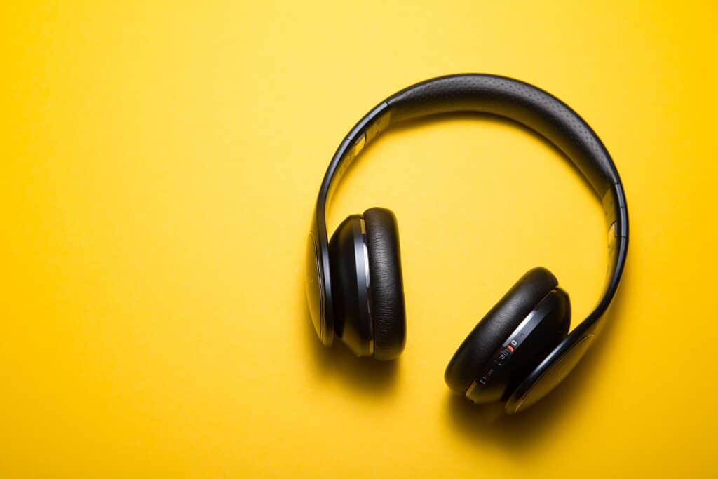 how-to-connect-wireless-headphones-to-pc