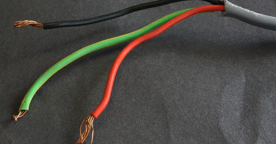 how-to-connect-red-black-whtie-and-green-wires